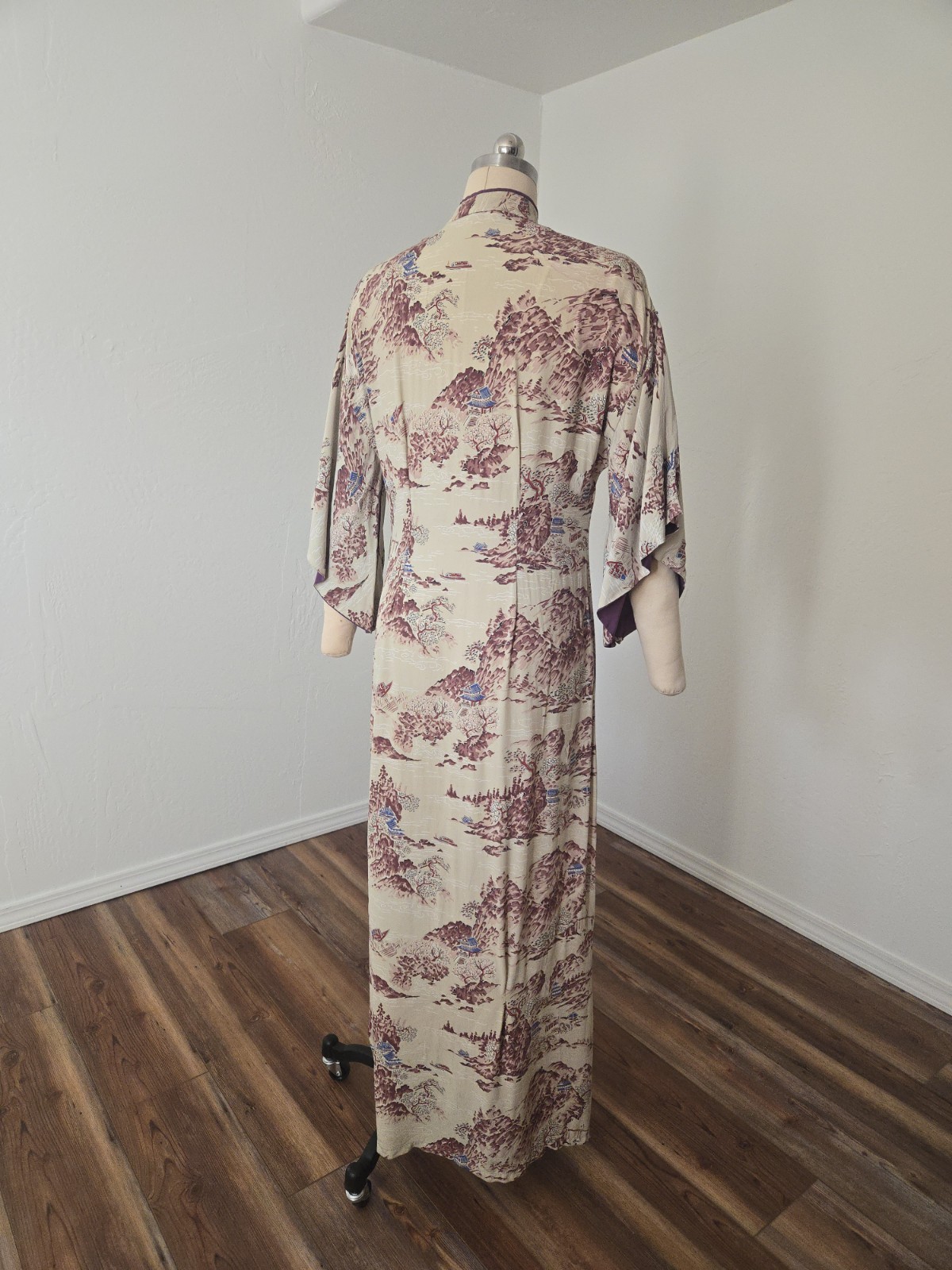 Vtg McInernys 1950s Hawaiian Maxi Dress Womens Pake Muu Watercolor Pagoda Nature