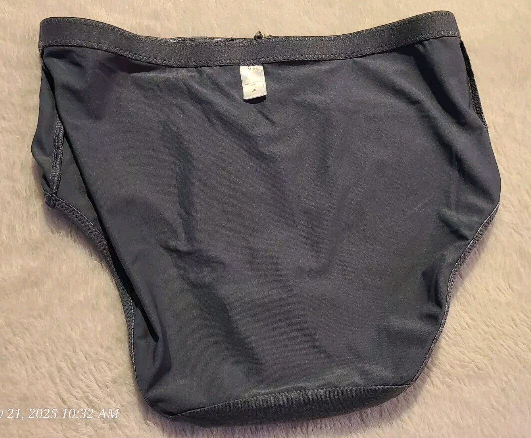 PINK K Grey L Large Brief panties Women’s 26 3/4″ Waist