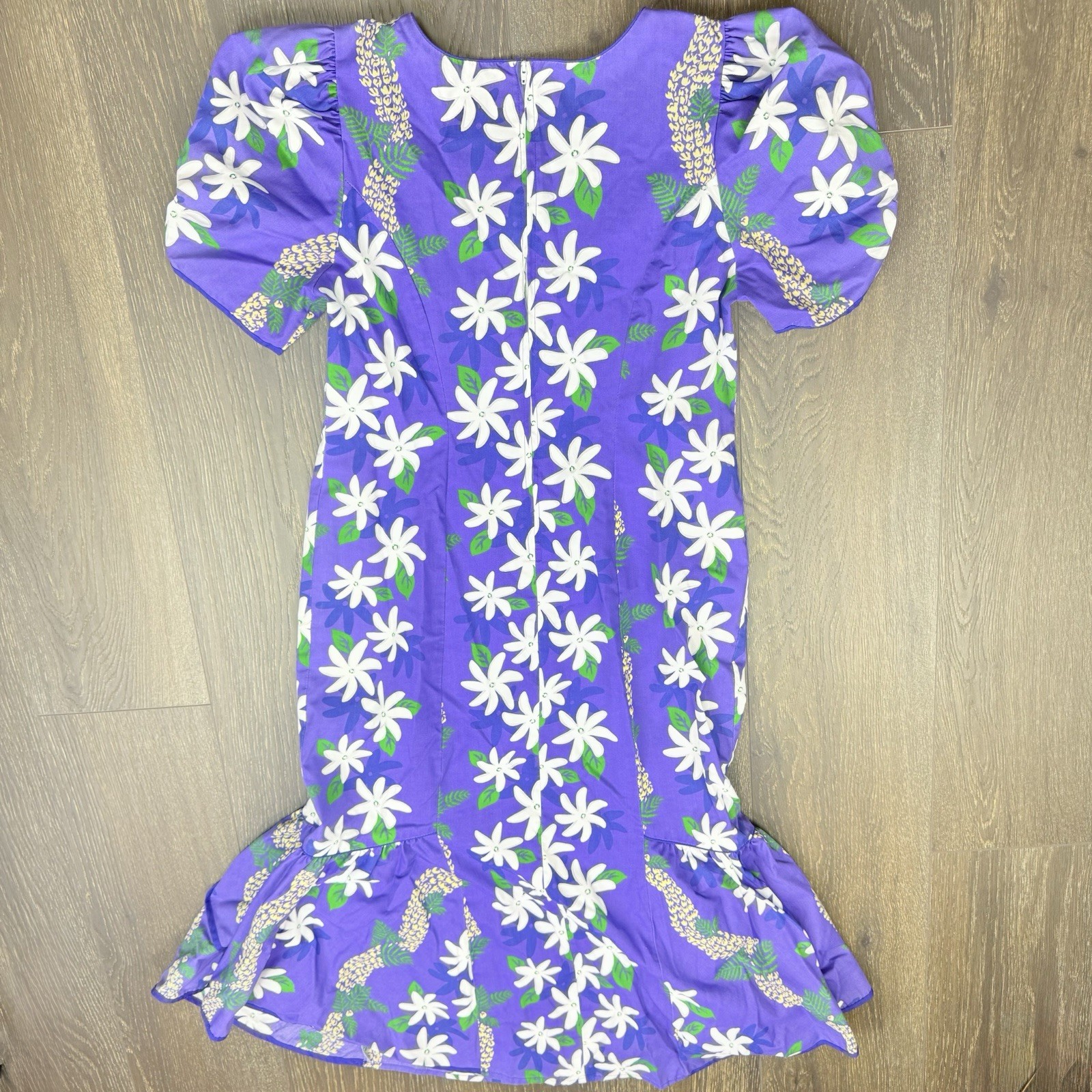Vintage 90’s Hawaiian Shannon Marie Tea Length Muumuu Size Large