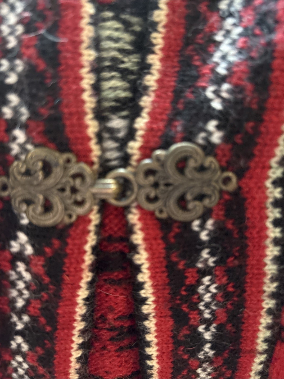 Vintage Cambridge Dry Goods 100% Wool Sweater Metal Clasps Red Small