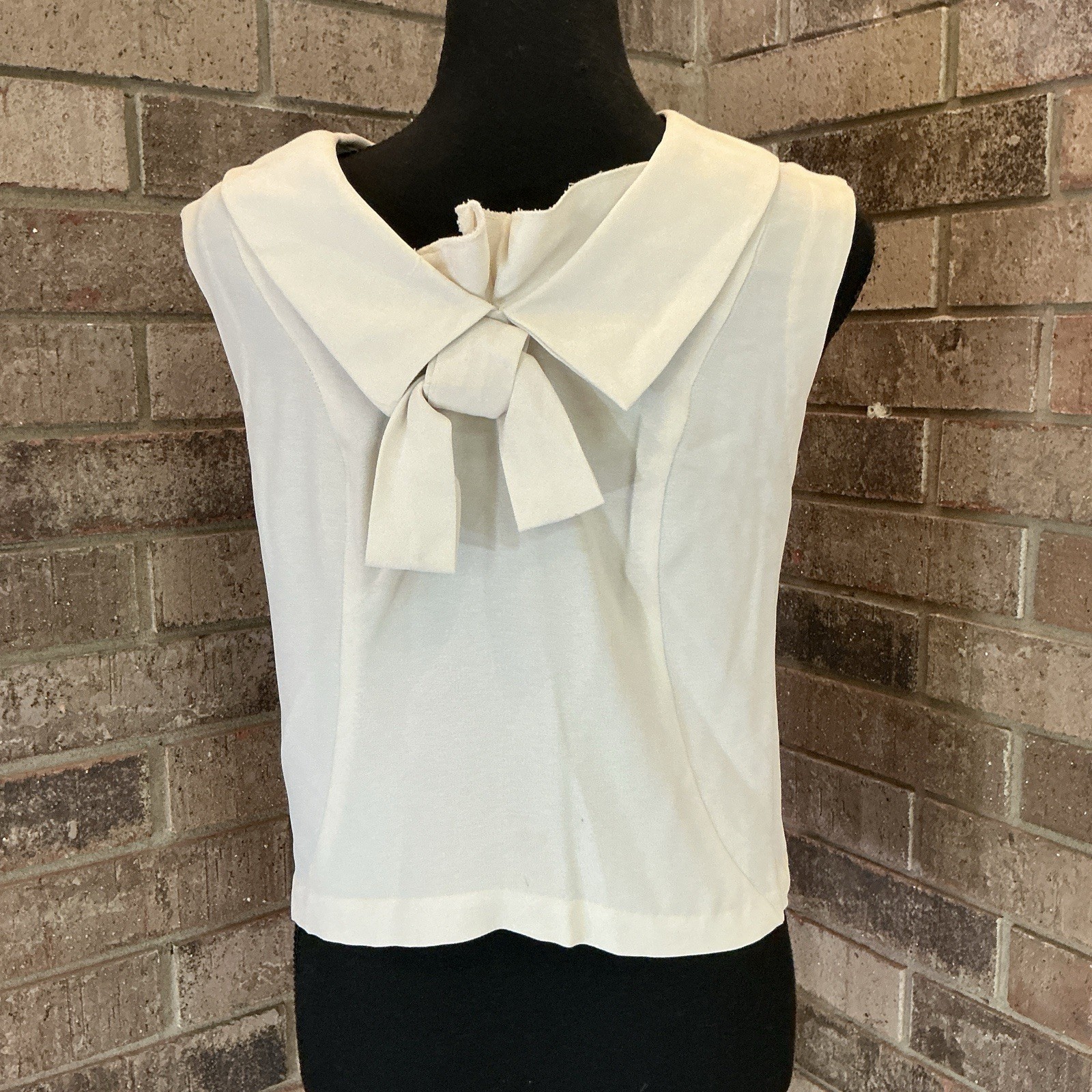 60s VINTAGE Majestic Cream 2-Pc Top Skirt Set Size 8/10 Peter Pan Collar #4602