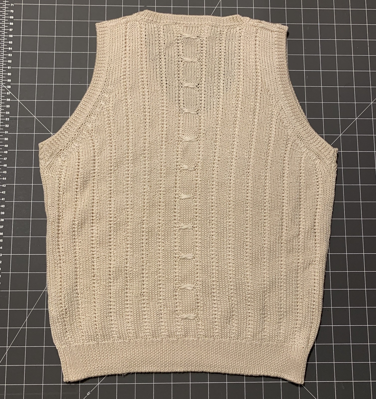 Vintage Archive 80’s Burberry 100% Silk Undyed Knit Sweater Vest – M
