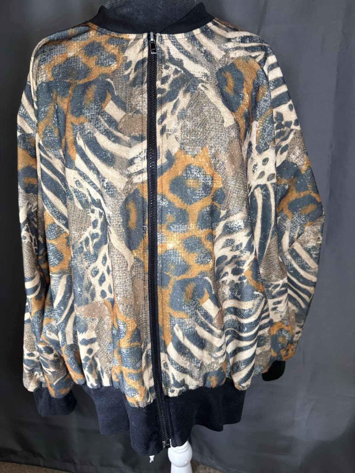 Vintage 80’s 90’s Silver Threads Animal Print Bomber Jacket Batwing Sleeve USA L