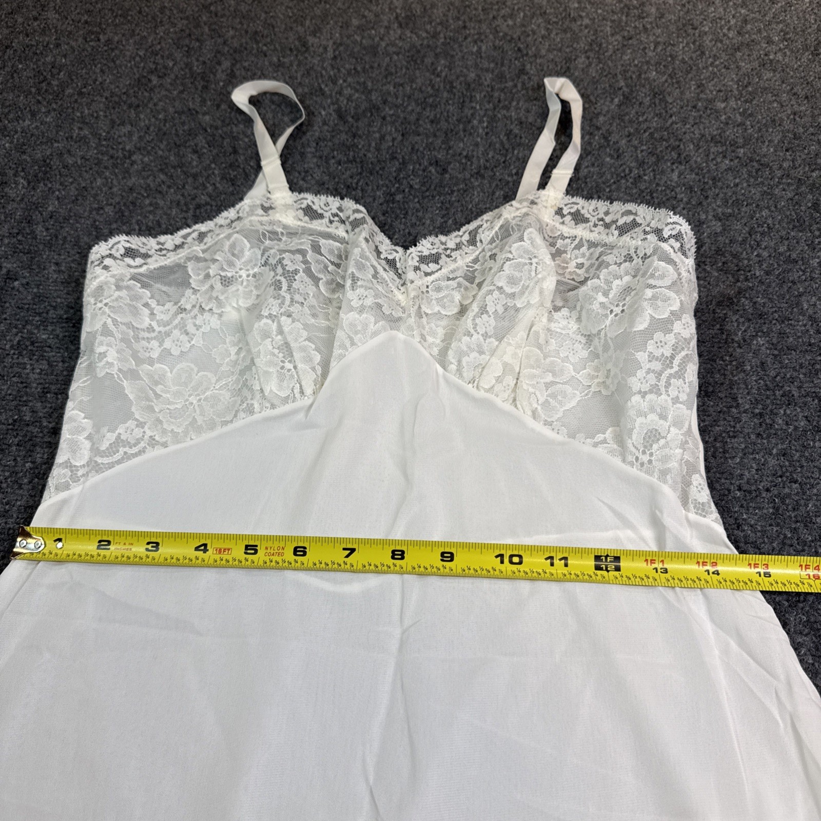 Vintage Lace Trim Pembrooke 36R 1960/70’s Mid Century Slip Coquette White Nylon