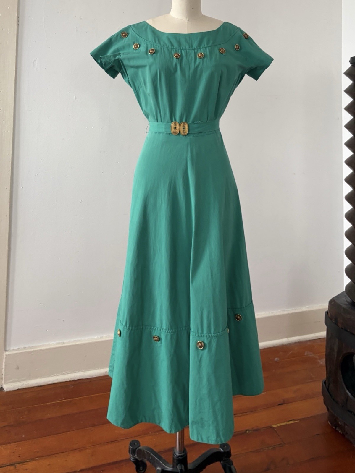 1950s Jade Green Polished Cotton Day Dress Midi Bateau Neck Crest Buttons Resort