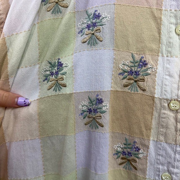 Vintage adult checkered plaid multicolor embroidered floral button down shirt 3X