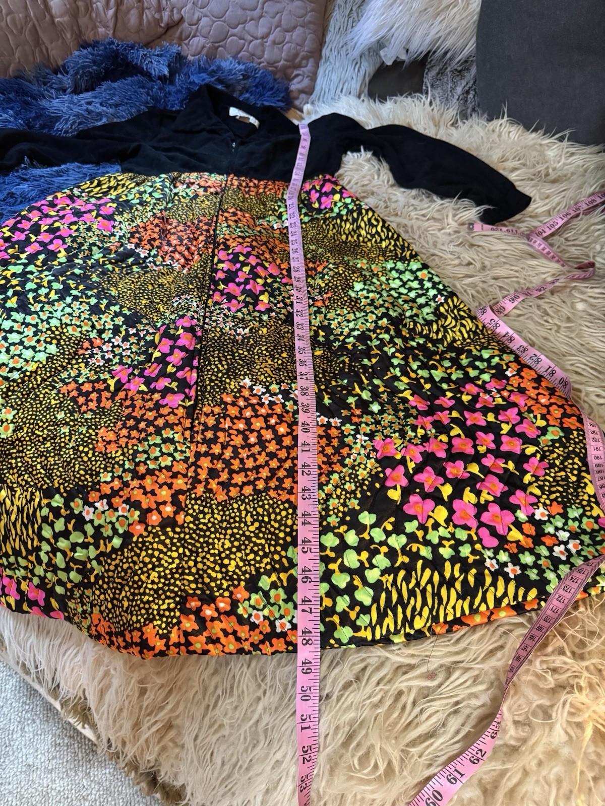Vtg Evelyn Pearson Quilted Hostess Gown Maxi Dress Quilted Vibrant Pop Art 60s