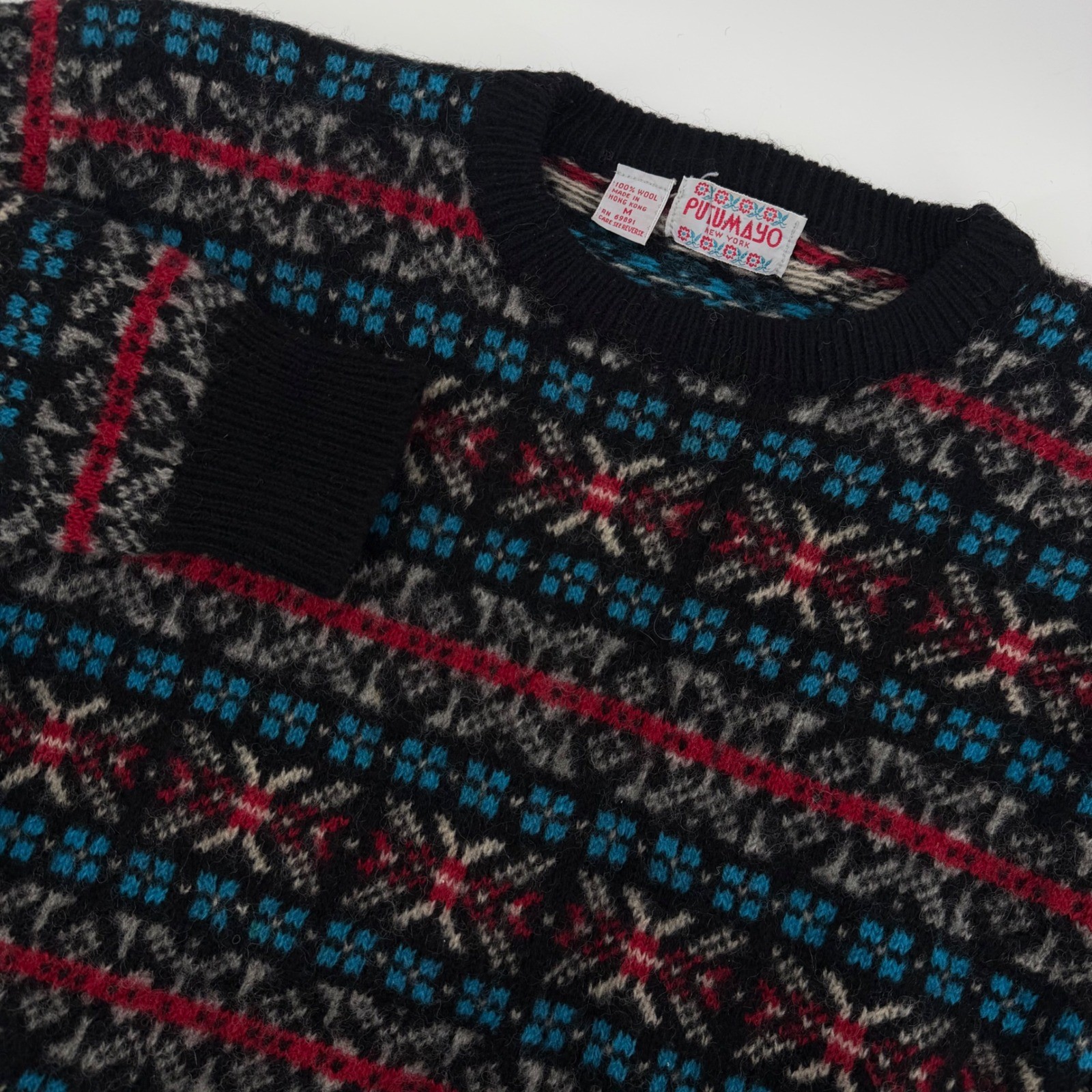 Putumayo New York Vintage Wool Fair Isle Sweater Womens Medium Black Red Blue