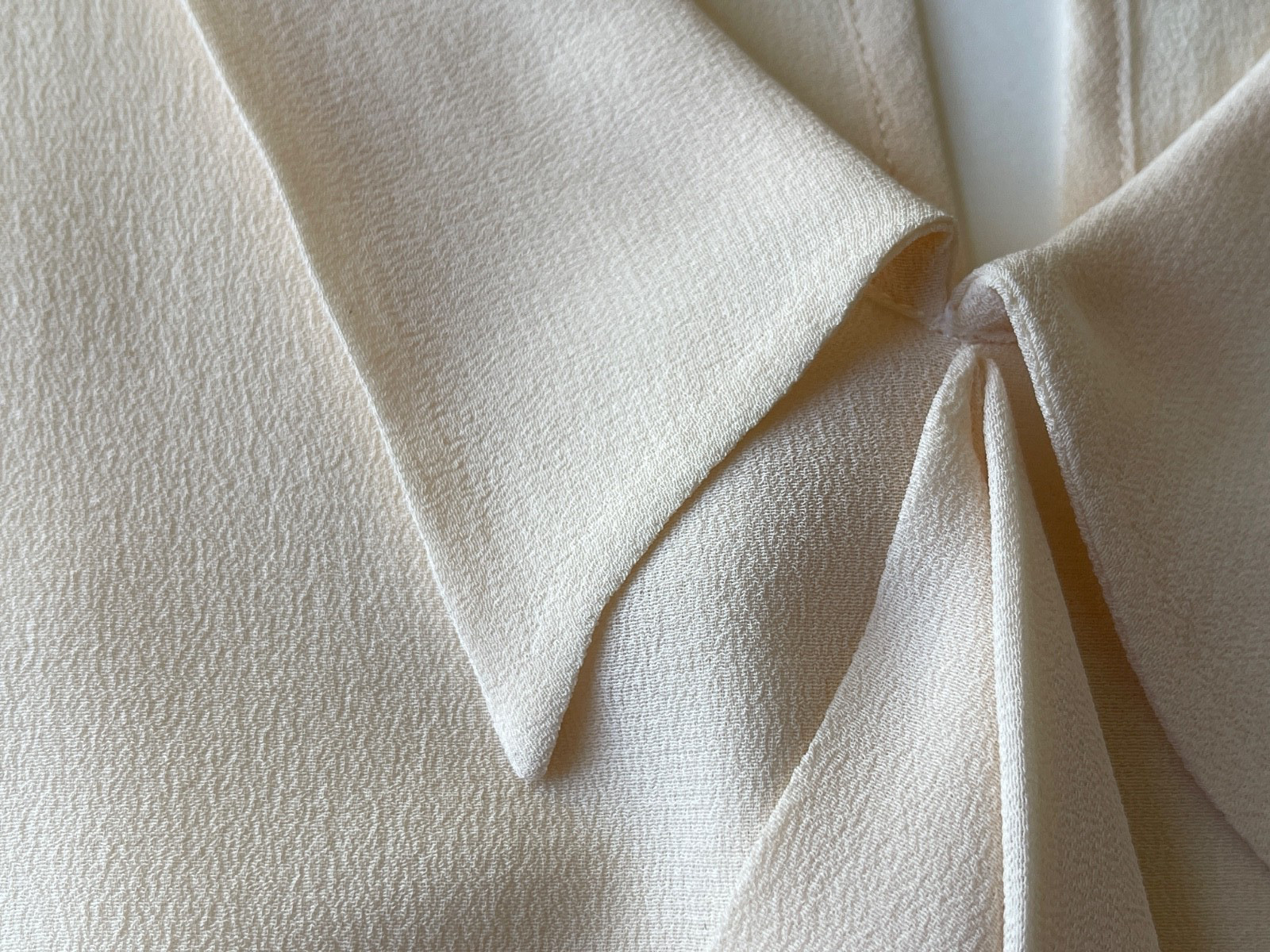Max Mara 100% Silk Crepe Blouse w Draped Panel 1980s NWOT Sz 4 Fits M – Italy