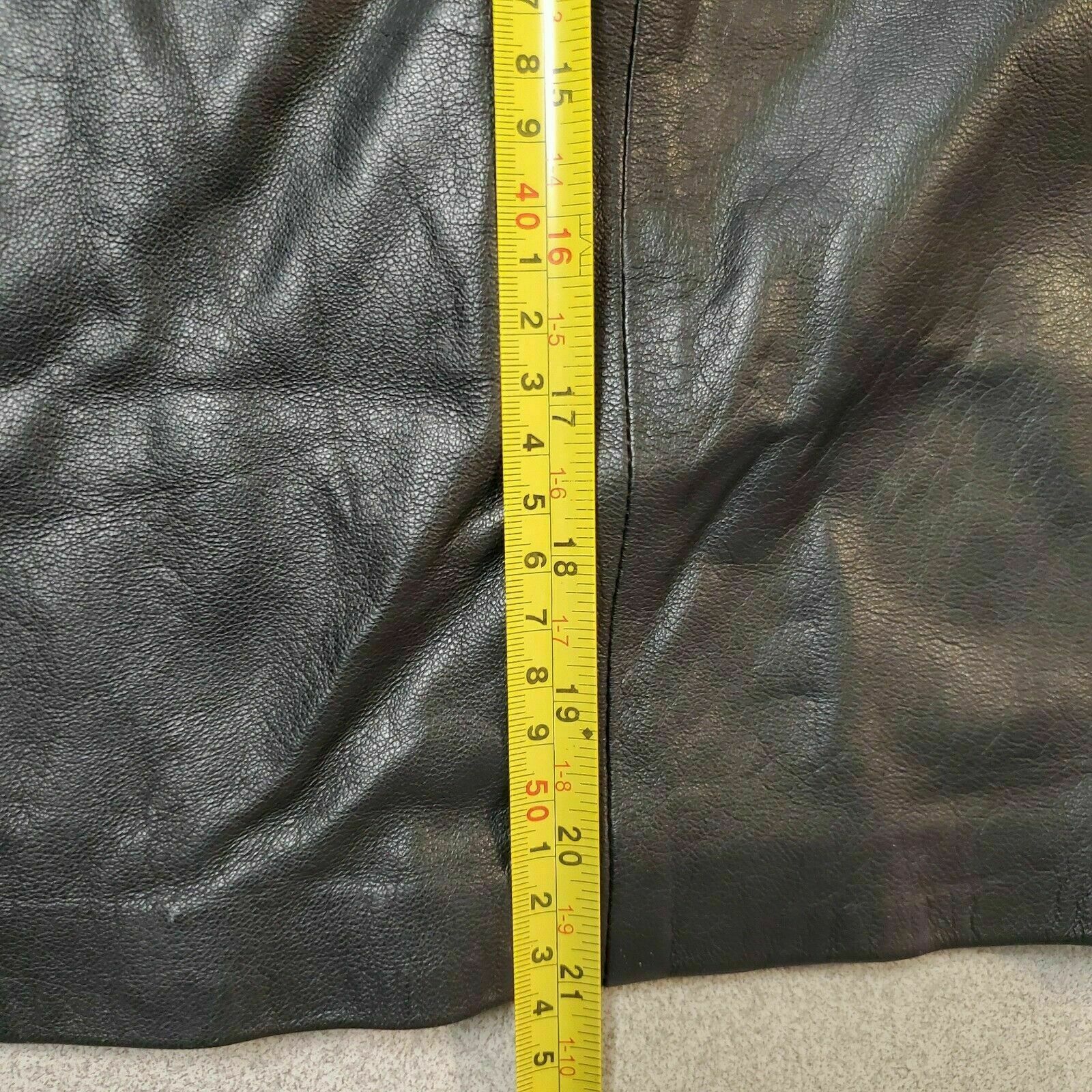 Vintage Black Leather Skirt 8 Straight Pencil Lined Pocket Mob Wife Old Money