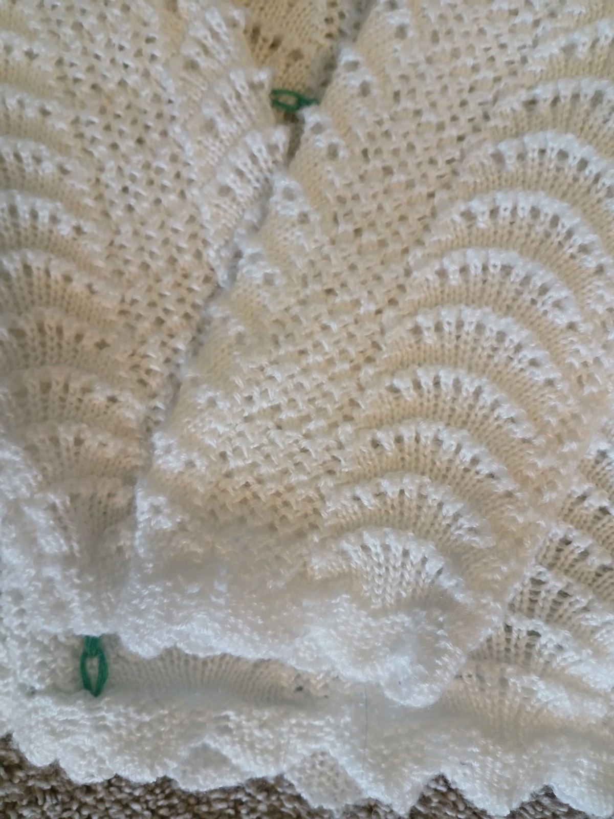 VINTAGE WOMEN’S BILLIE JO LIGHT WEIGHT IVORY SWEATER M
