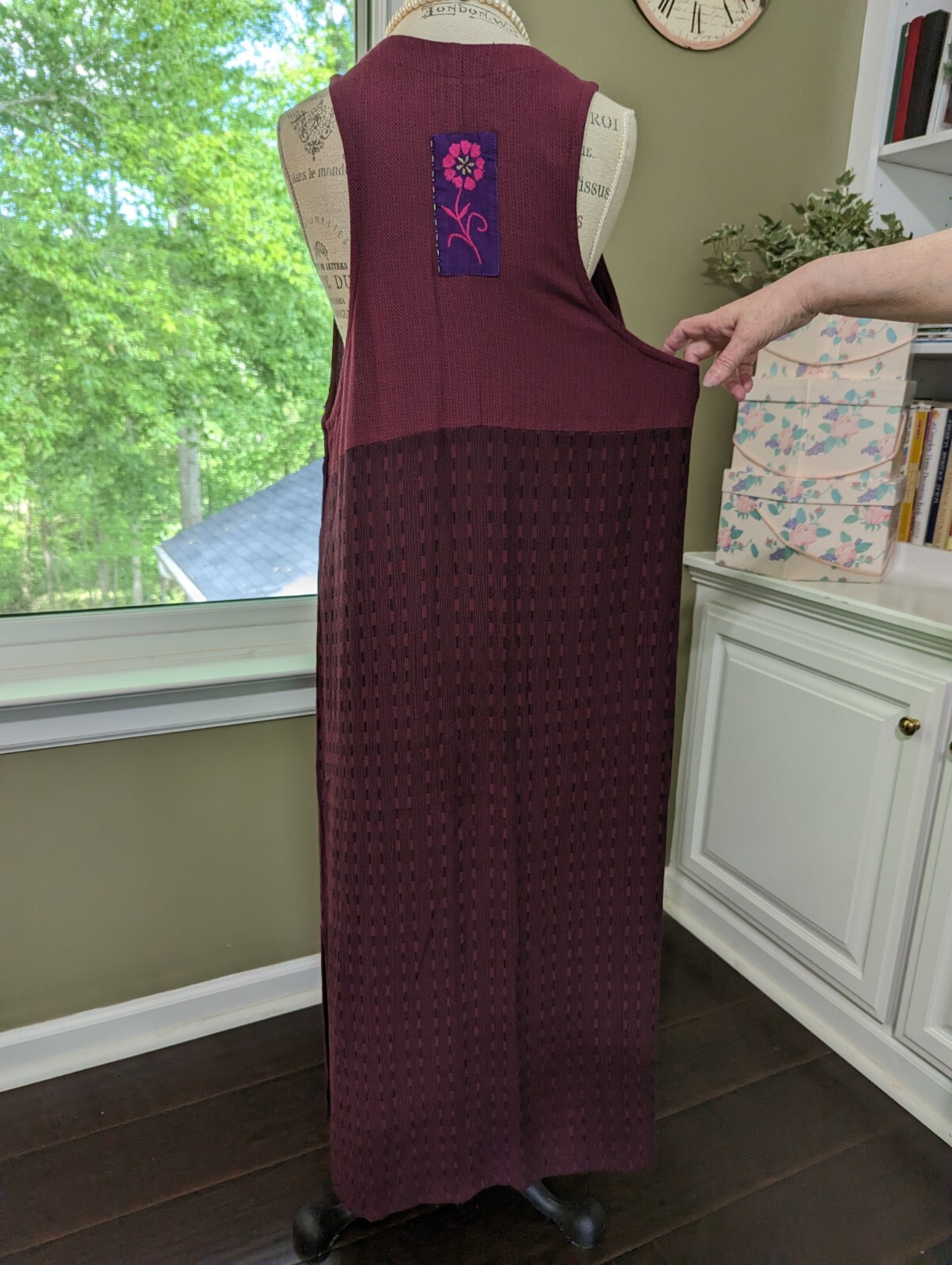 VTG LONG DRESS/ROMPER w/Diff. Fabrics-Embr-Beads-Mother of Pearl Accents-size L