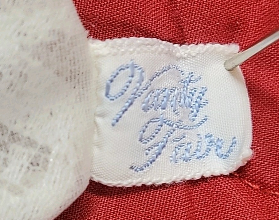 Vtg 50s Vanity Fair Tricot Nylon Full Slip Off White Sz 32 Embroidered Tag Lace