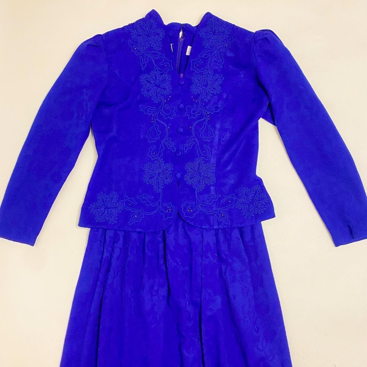 Vintage Blue Dress 1980’s Long sleeved Dress with floral embroidery embellishme