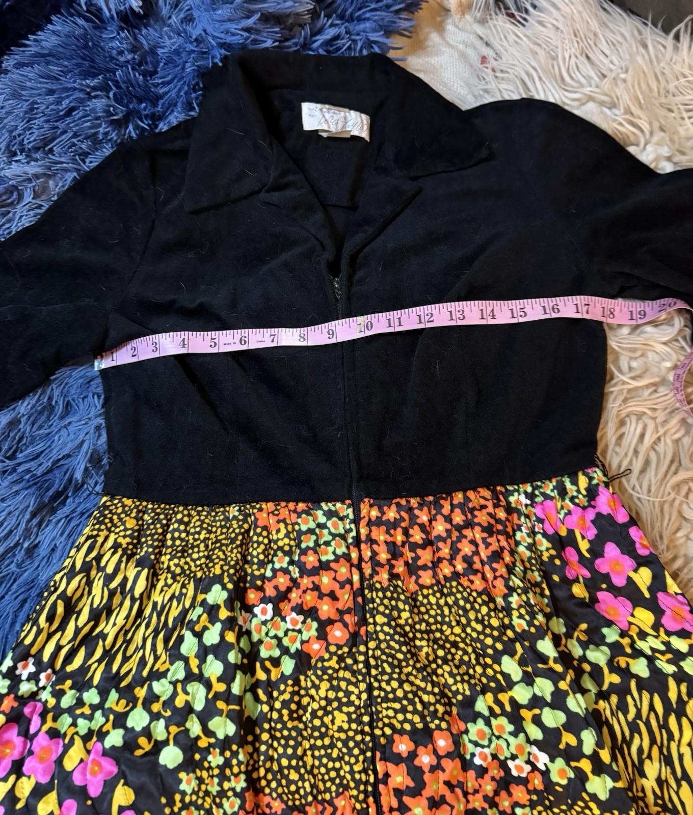 Vtg Evelyn Pearson Quilted Hostess Gown Maxi Dress Quilted Vibrant Pop Art 60s