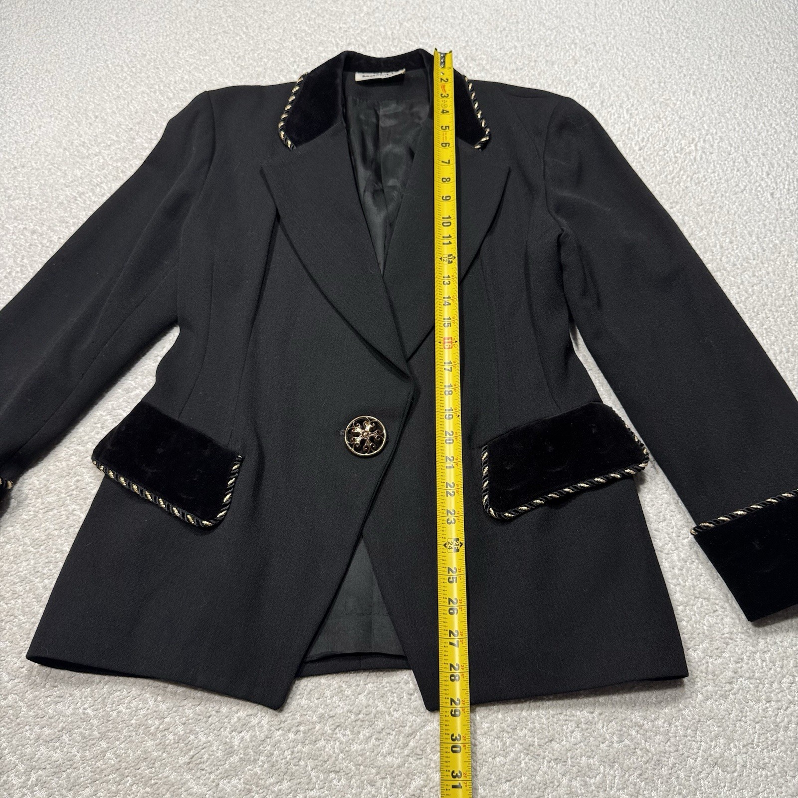 Mon Liz Paris Women’s Blazer Vintage Wool Blend Black Velvet Trim Lined Sz Med
