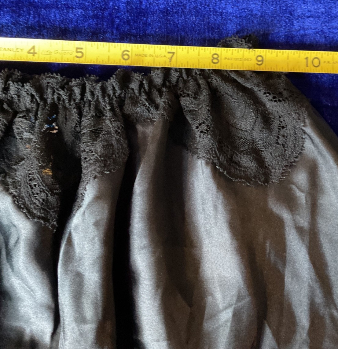 Vintage 80s Olga Tap Pants Lace scallop Trim Lingerie Shorts Pin Up Boudoir Smal