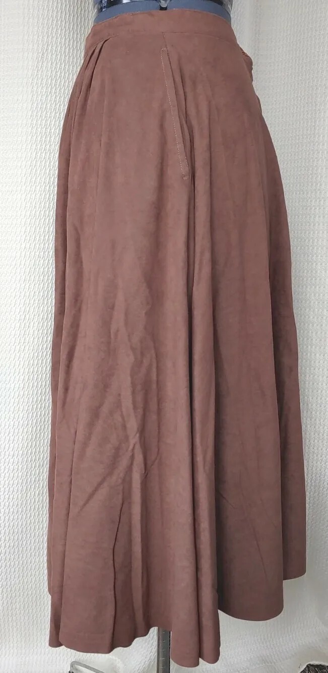 Vintage Pants Plus Brown Suede-like Skirt Size 11/12