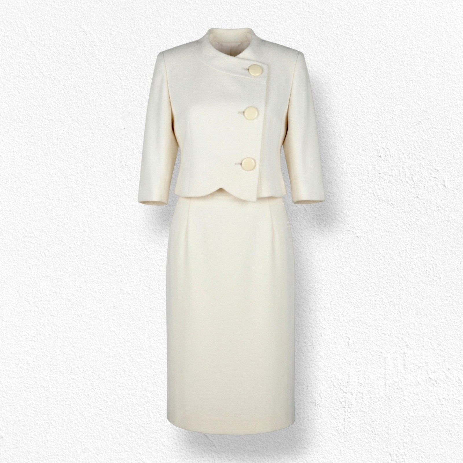 50s Vintage Bonwitt Teller Cream Wool Jackie O Cropped Blazer Skirt Suit Size 4