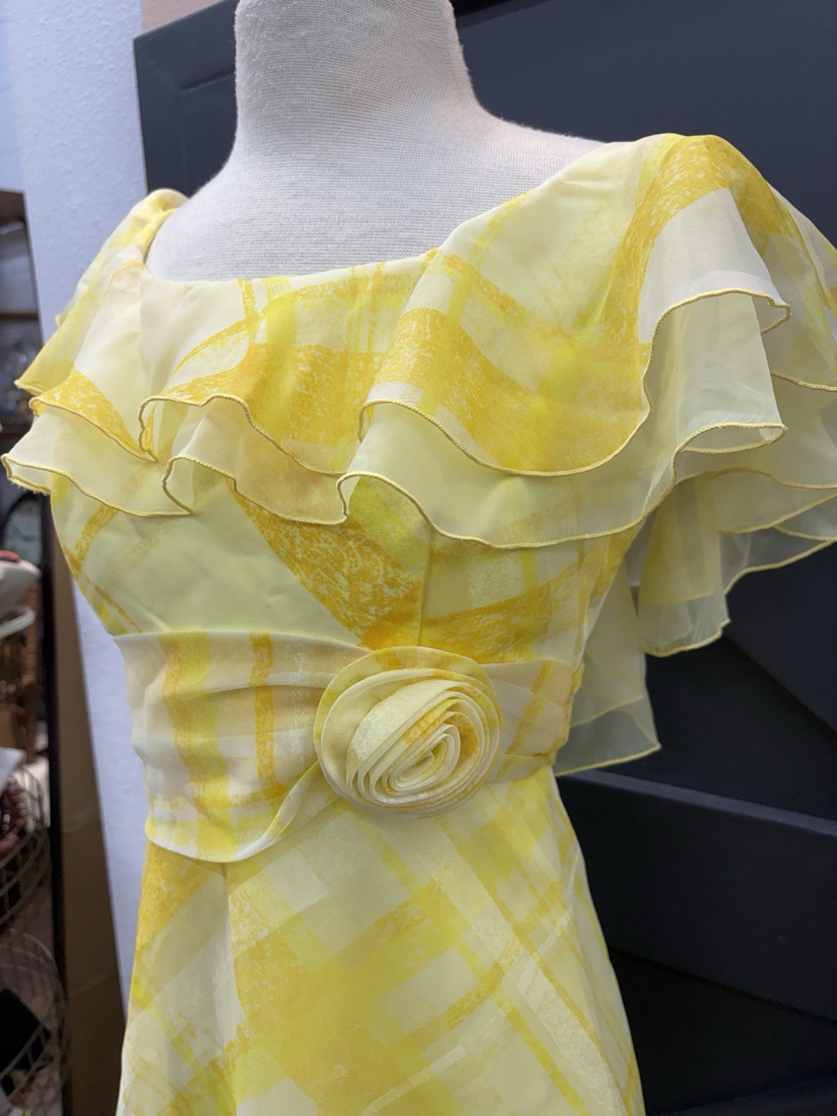 1970s Yellow Plaid Ruffled Floral Party Maxi Dress Gown Summer Spring ILGWU VTG