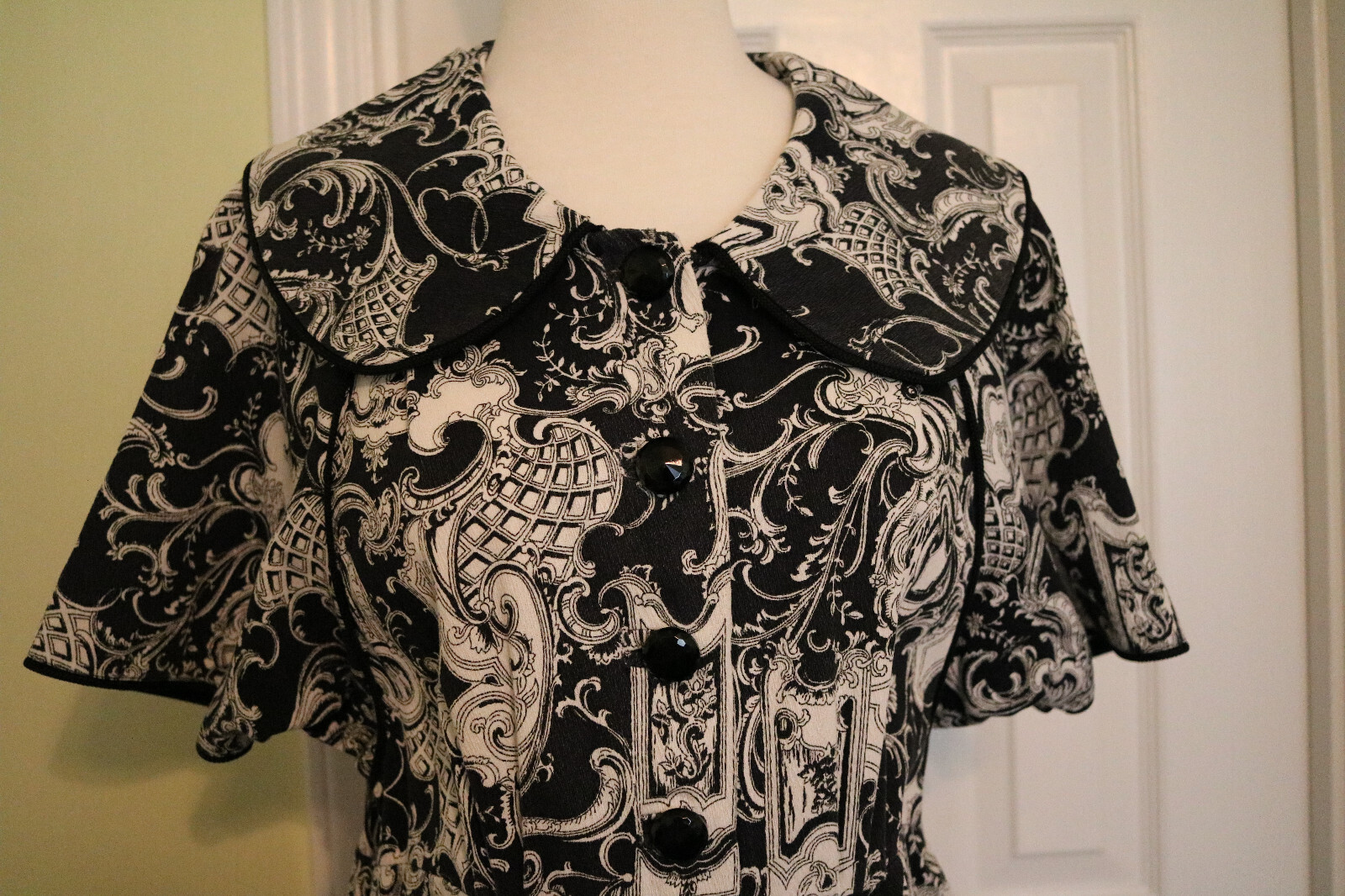 Vintage 50s rococo print cotton day dress M