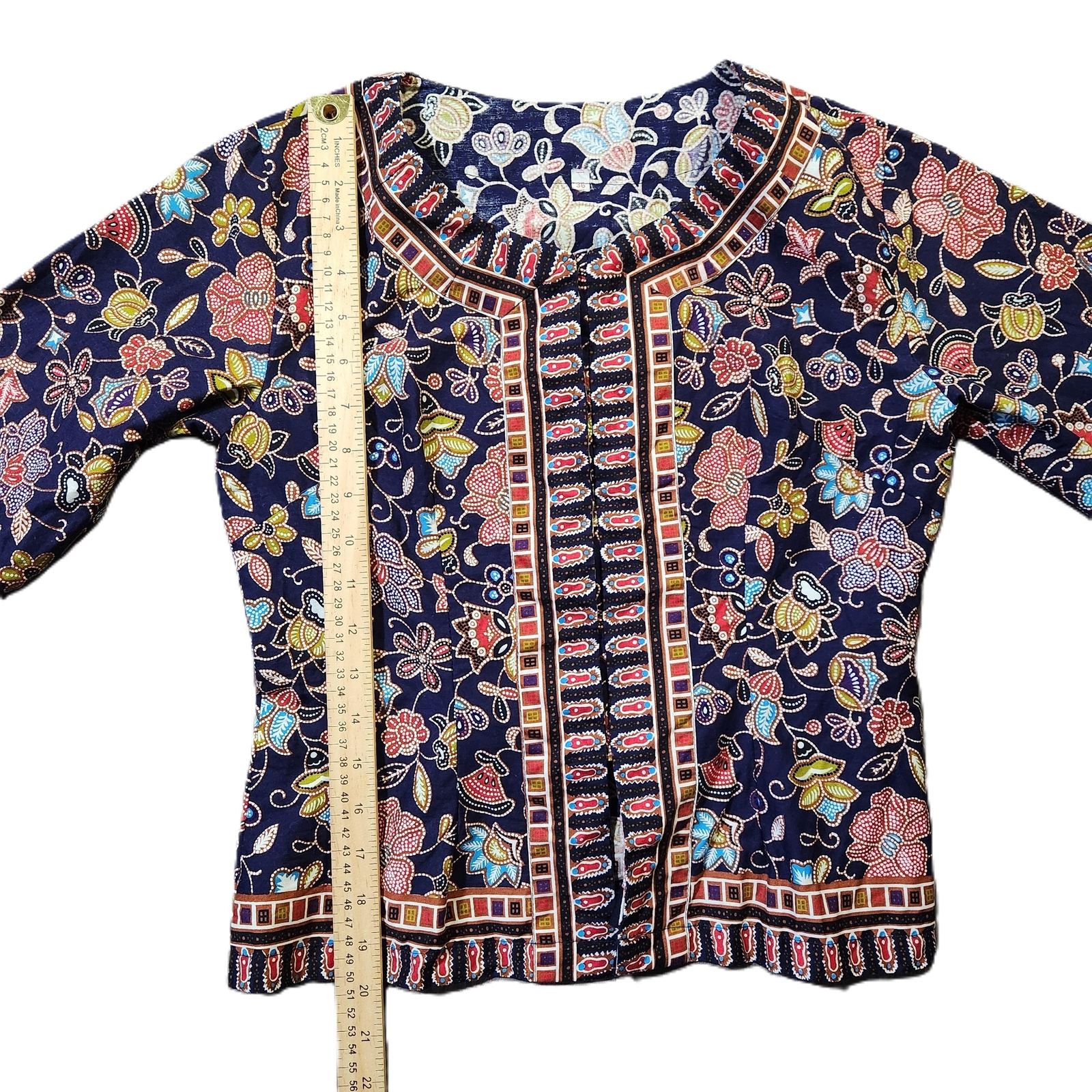 Womens Singapore Asian Flight Attendant Floral Snap Front Blouse Size 36 Small
