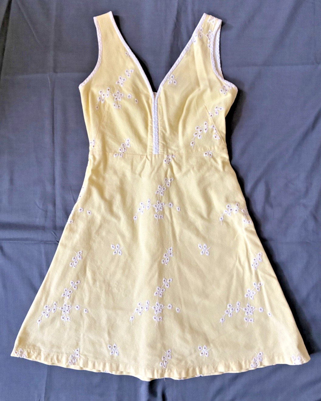 Vintage with White Eyelet Floral Pattern Yellow Sleeveless Lined Cotton Dress, 8