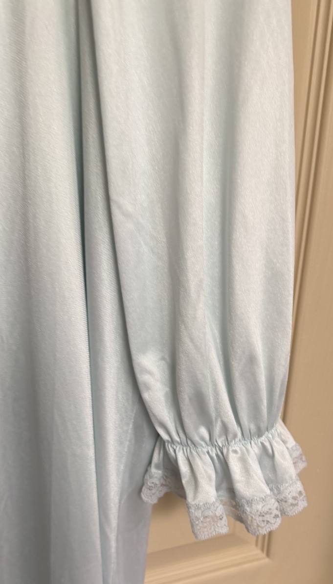 Vintage Brownstone Studio for INTIME Long Nightgown Size XL Embroidered Lace USA