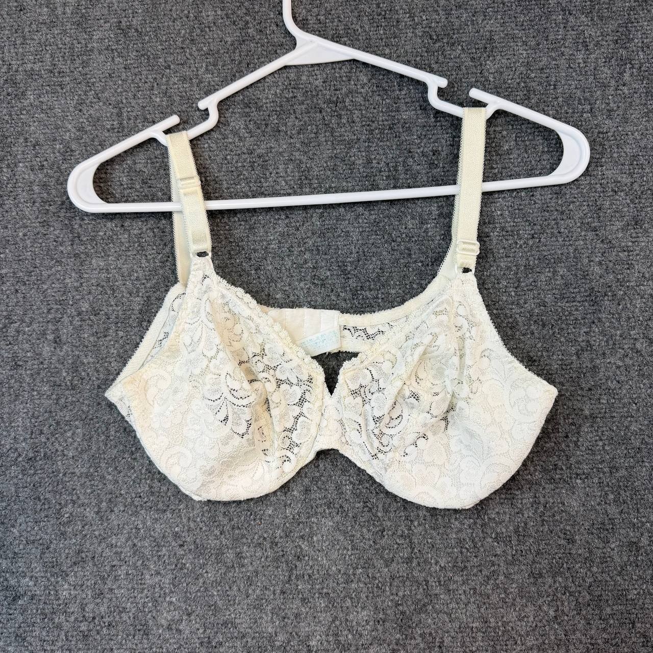 Vintage Secrets Lace Bra Ivory Size 36C USA