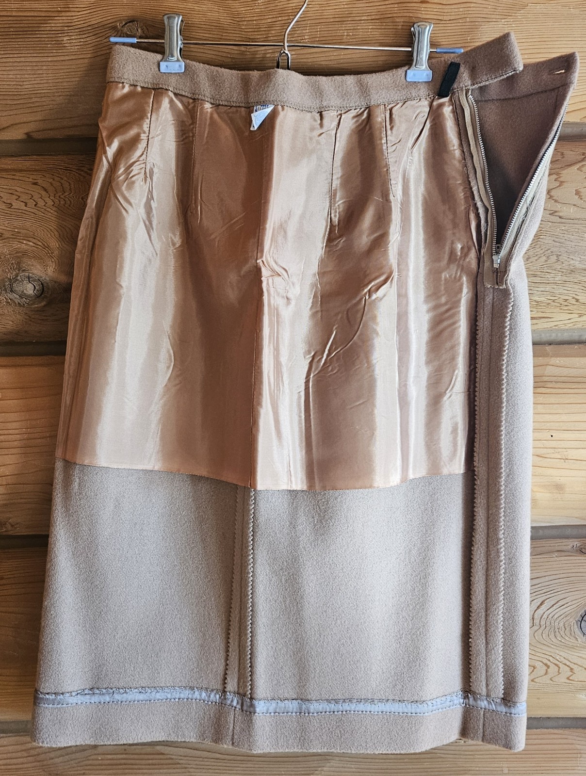 Vintage Tan Wool Skirt And Jacket Leopard Faux Fur Collor Buttons. Size 10