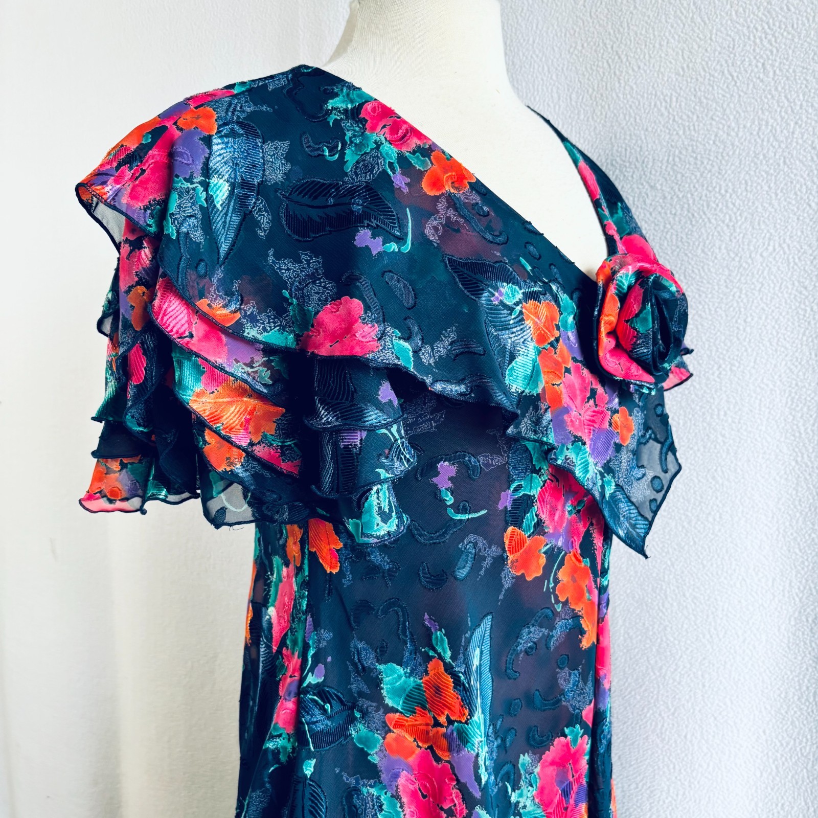 Vintage 1980s 1990s Does 1930s Blue Floral Flowing Party Dress
