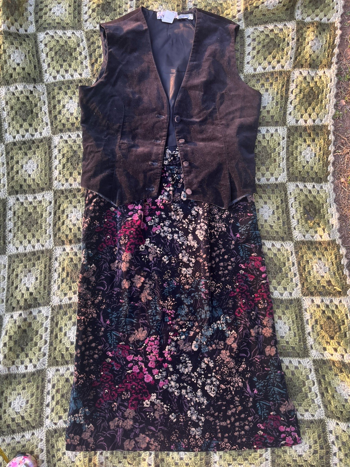 Vintage 1990s Jo Hardin Velvet Skirt Vest Set Size 10