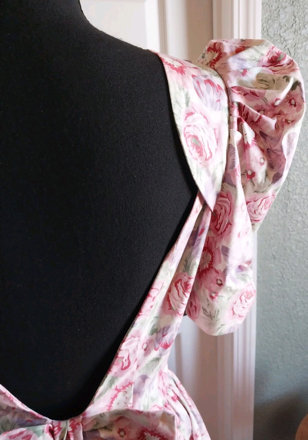 Vtg 1980s Laura Ashley Cottage-core Romantic Puff Sleeve Large Bow Tea Dress
