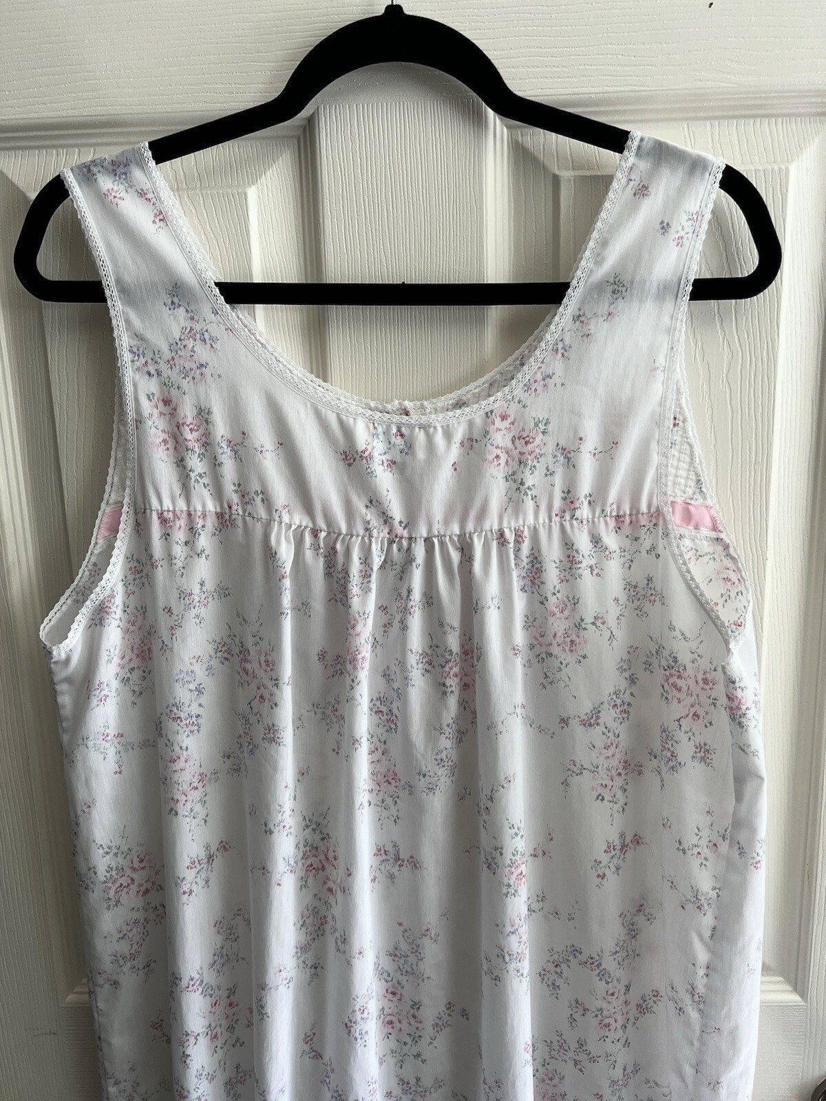 BARBIZON Vintage 80’s Cottagecore Prairie Delicate Rose Print Maxi Night Gown L