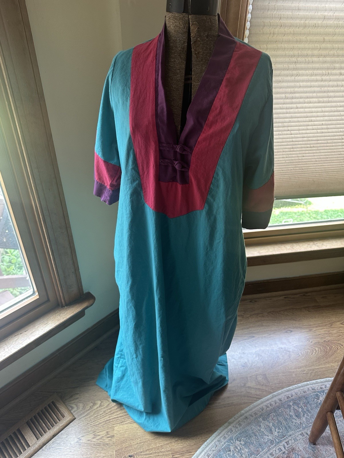 Vintage NWT Periphery Cotton Kaftan House dress Nightgown Robe Set, Size Small