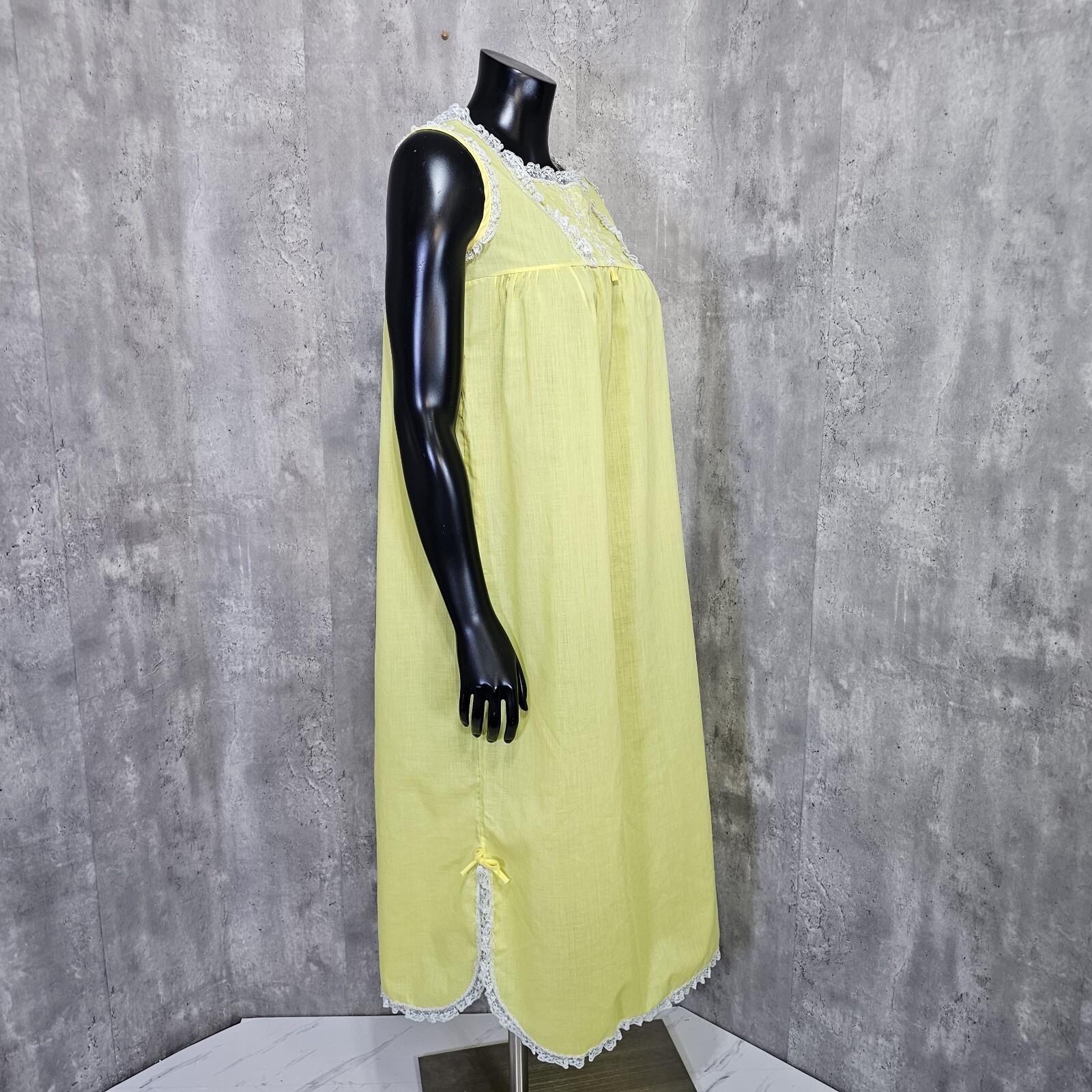 Vintage 70s Her Majesty Womens S Yellow Semi Sheer Poplin Cotton Nightgown