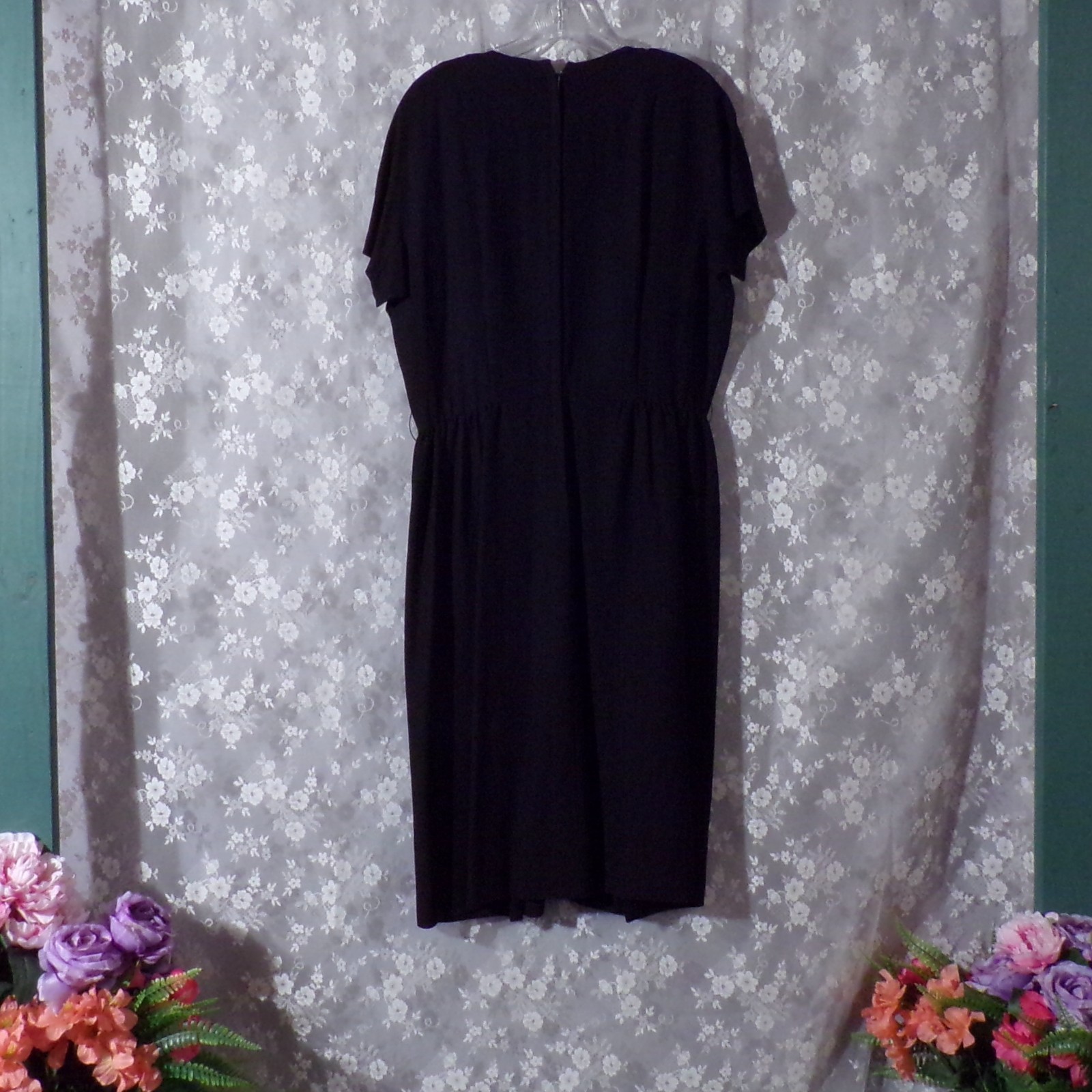 Vintage 50s Black Dress Size Medium 1950s Classic Chic Elegant Dark Academia