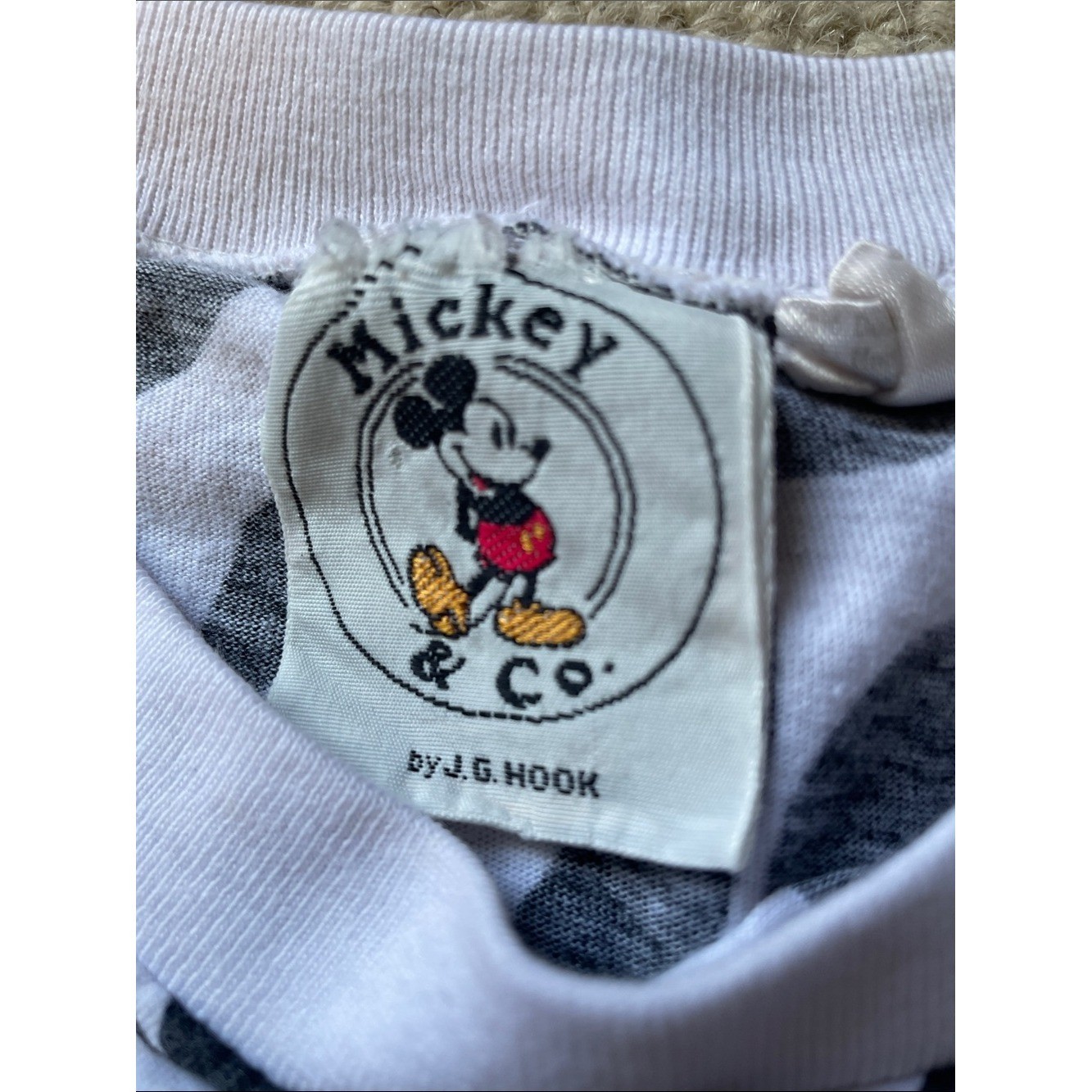 Vintage 90s Mickey & Co J.G. Hook T-Shirt All Over Print AOP Faces Expressions M