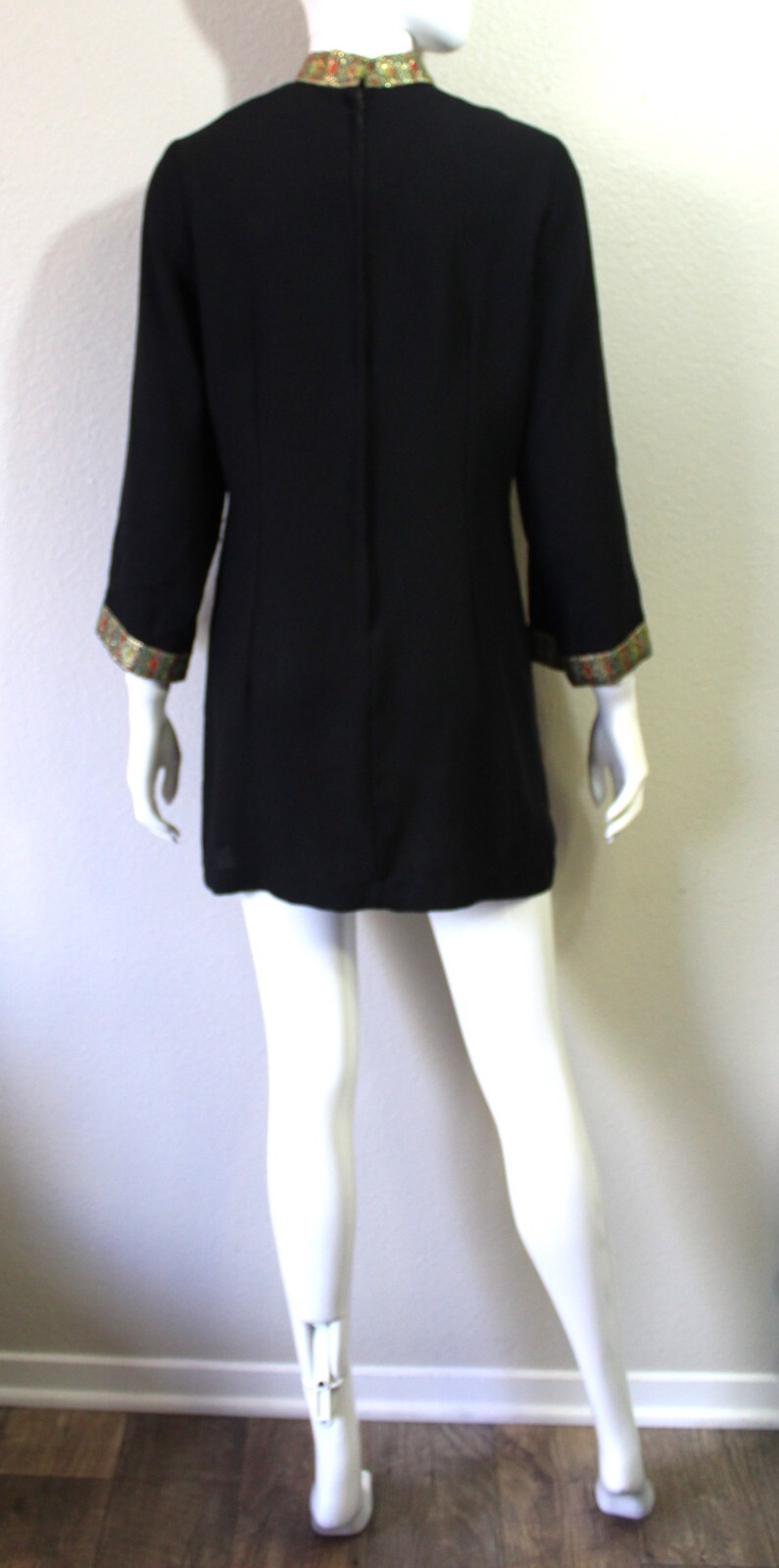VTG 60s Indorables of California MOD Mini Dress Sheath Embroidered Trim MCM