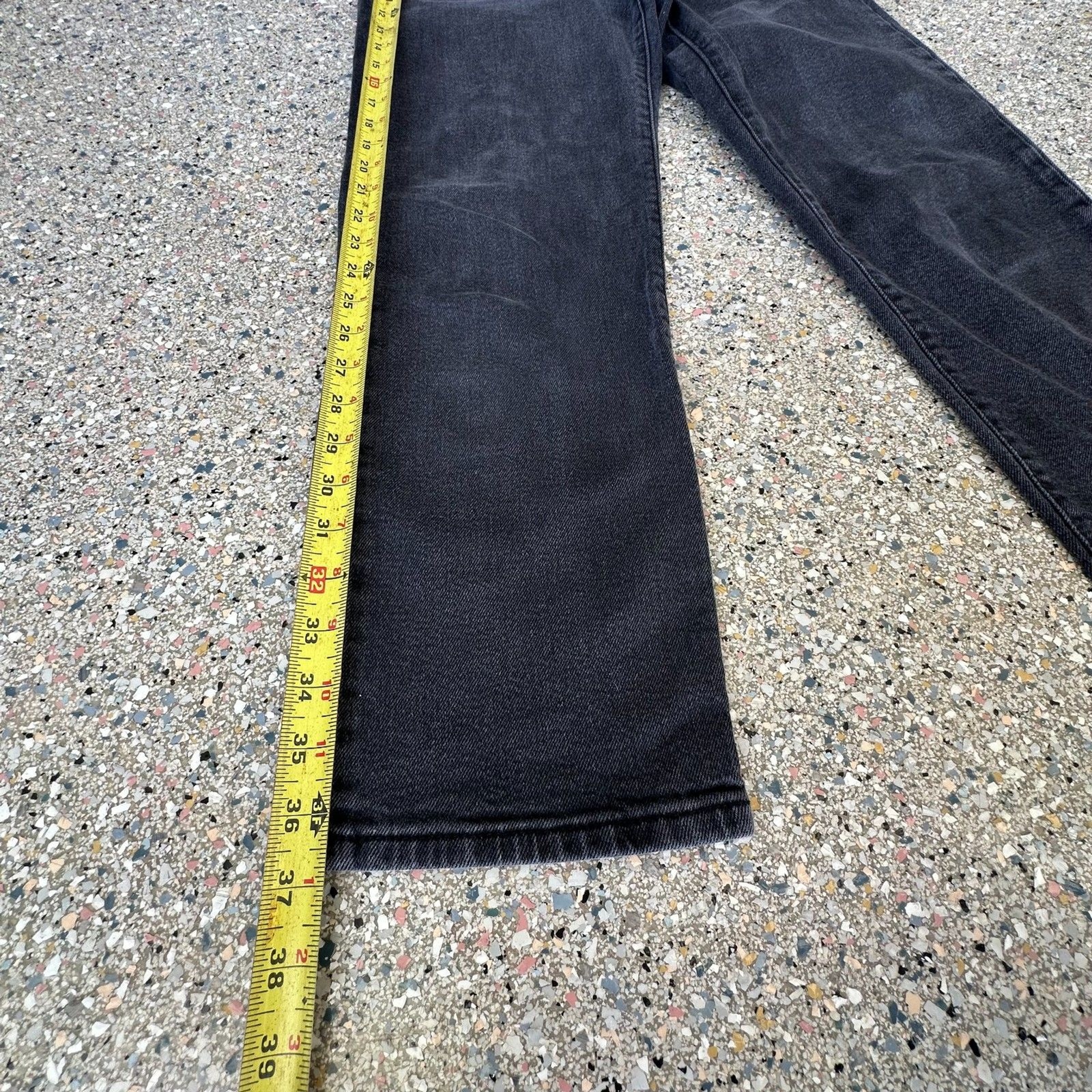 Levi’s Women’s Ribcage Straight Ankle Black Vintage Wash Denim Size 25