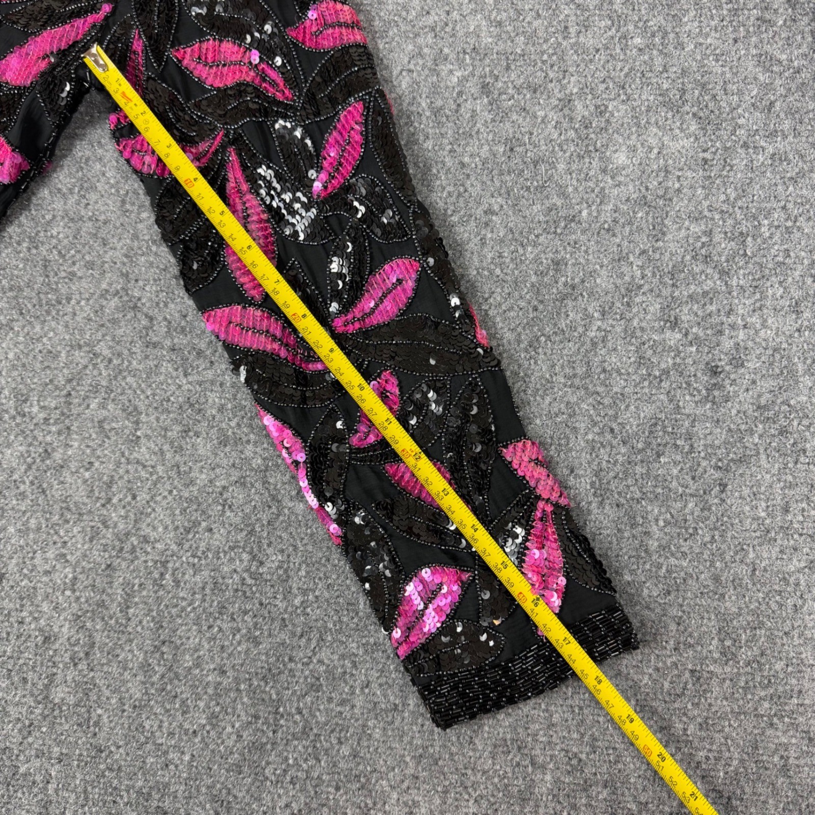Vintage Made in India Silk Beaded Sequin Pink Black Long Sleeve Shoulder Pad Med
