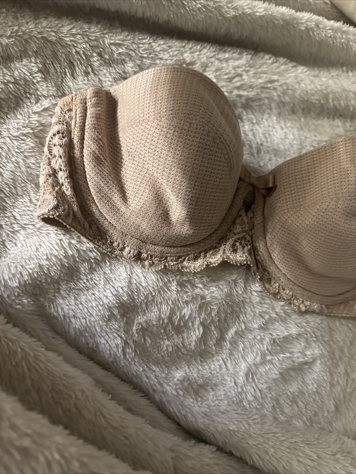 Vintage Warners Strapless Underwire Beige lace Sides Bra 30B