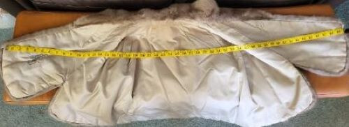 1950’s Natural Honey Mink Fur Cape with Collar and Pockets
