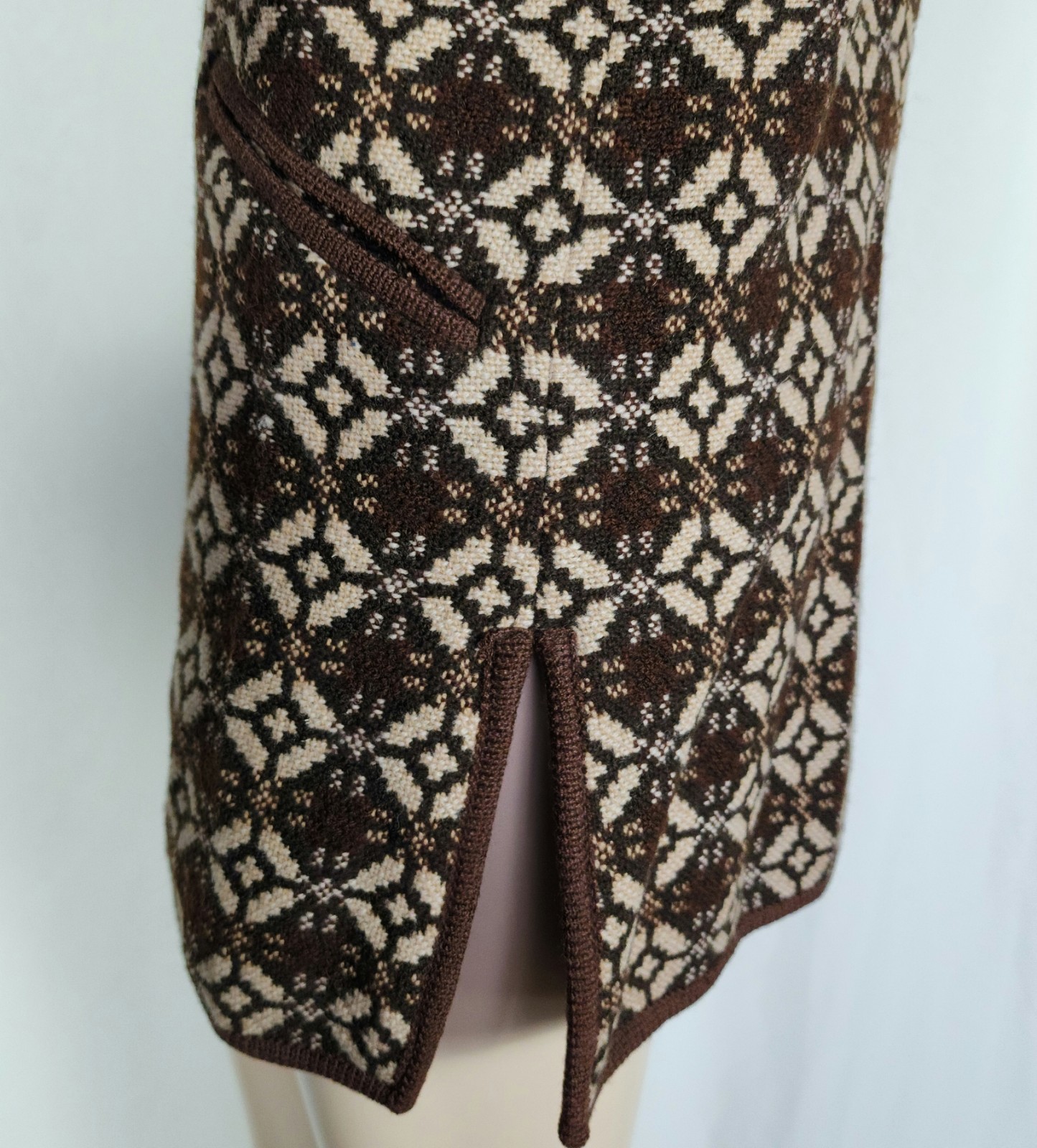 Vtg Welsh Woollens wool tapestry coat SM made in Great Britain Jon Ro