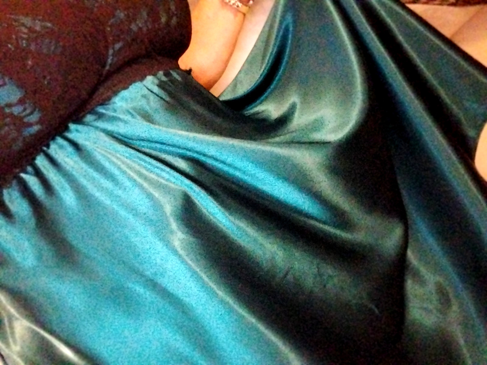 VTG SATIN SHINY SPANDEX LACE NO UW BRA BABYDOLL NIGHTGOWN PLUS 48/50″ LIQUID