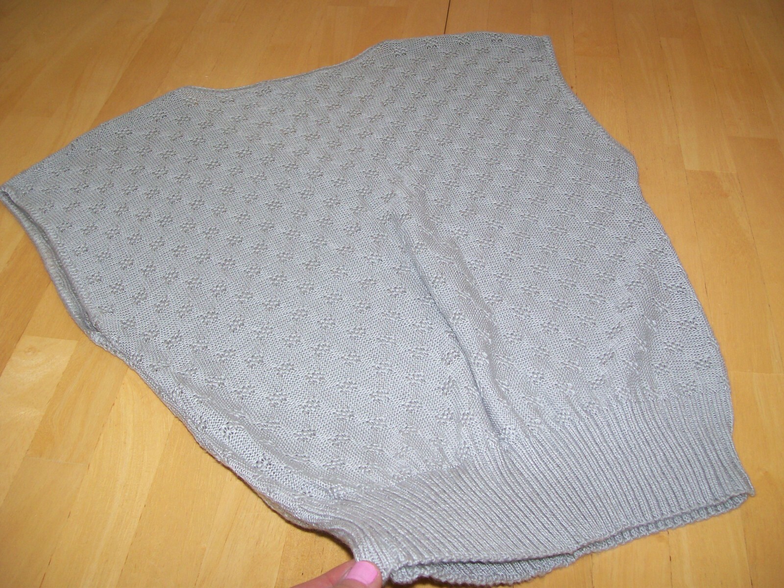 True Vintage 1980’s Barry & Me Sweater Vest Knit Beige Slouchy Small VTG 80’s