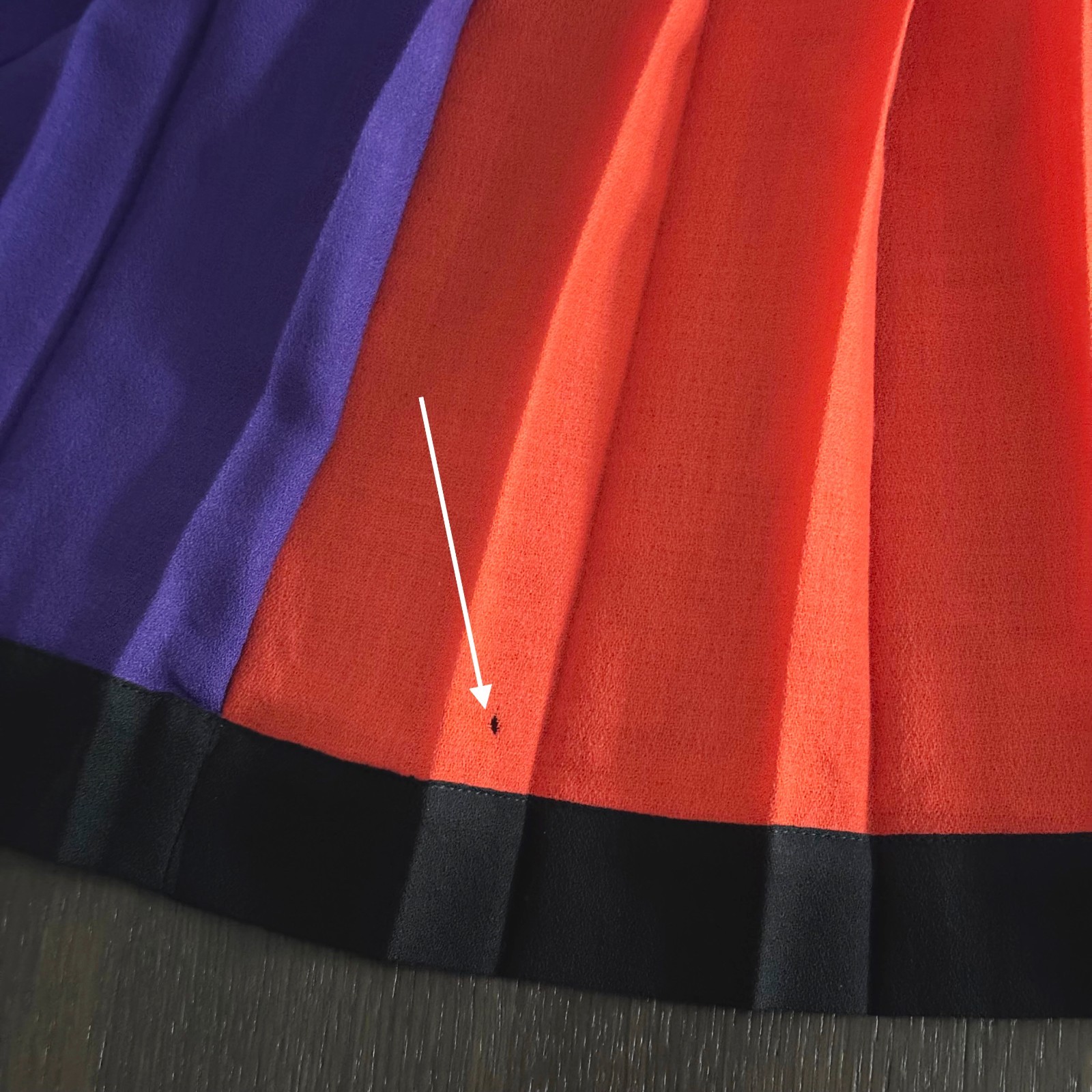 GIANNI VERSACE pleated wool wrap skirt size 42 from F/W 1991/92