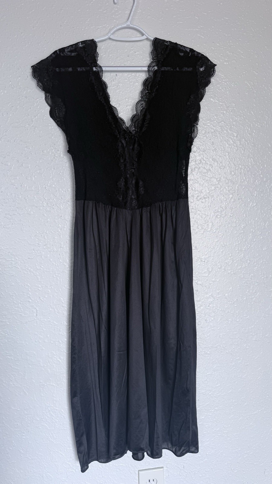 Vintage 80s Black Nightgown Satin Lace Bodice Sz M