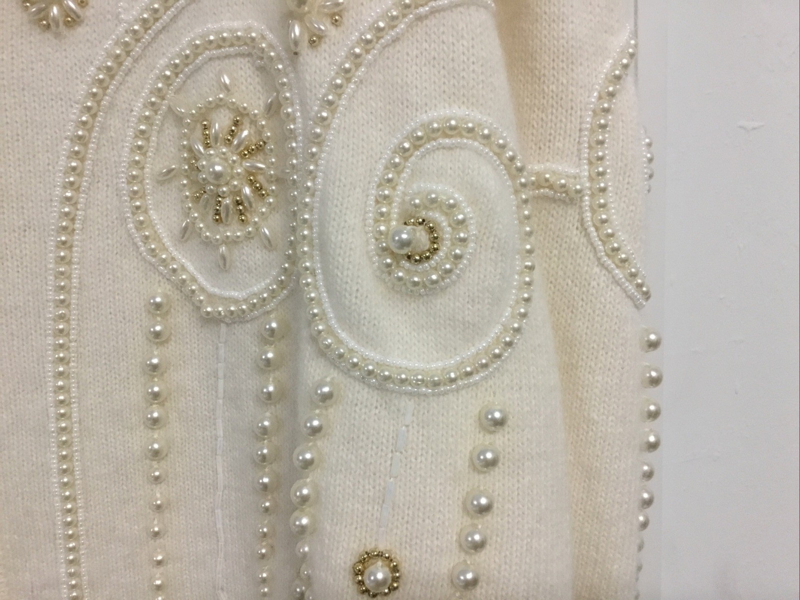 Vtg Belldini CardiganSweater Beaded WoolAngoraNylon L Ivory Shoulder Pads Lined