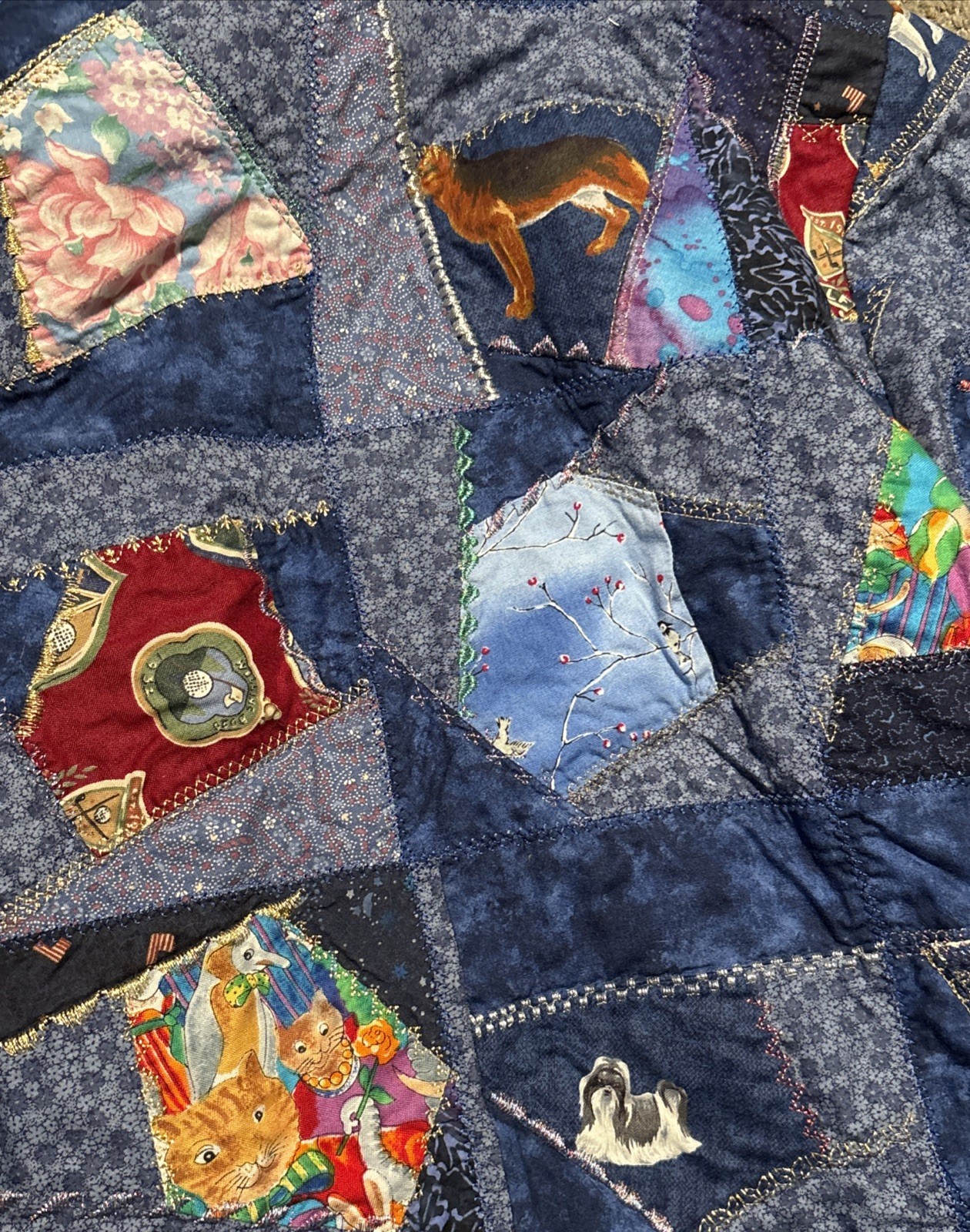 Vintage patchwork quilted coat, Bohemian/Crazy Quilt Style Pre-owned M/L? Women
